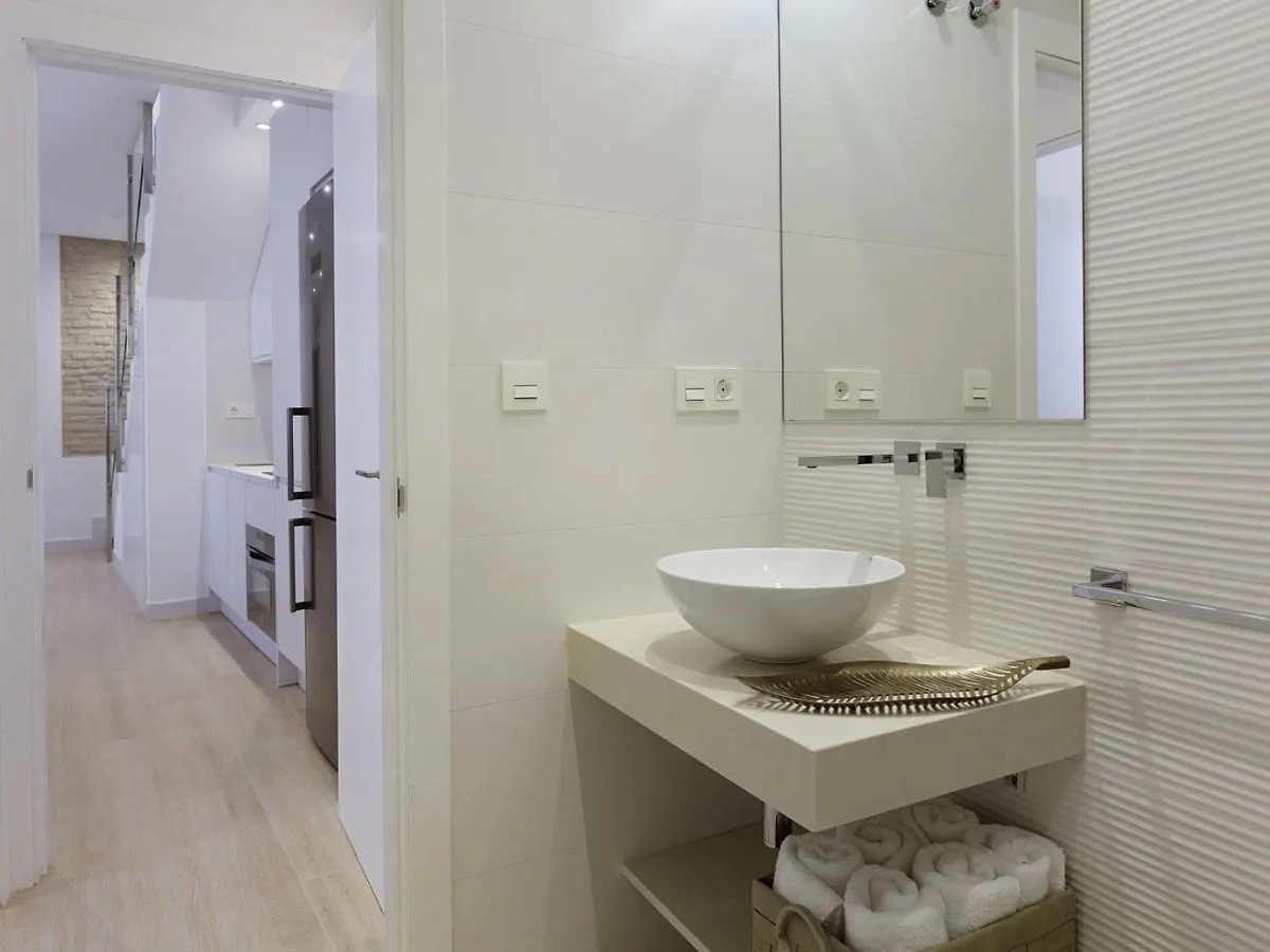 Atico Santa Cruz Apartman Sevilla 0*,