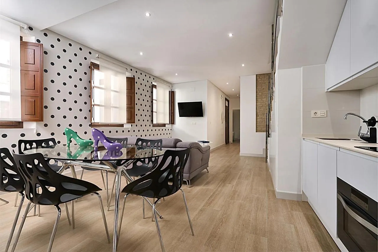 Atico Santa Cruz Apartment Seville